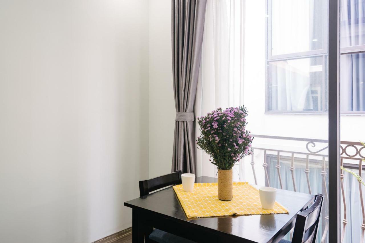 Luck Apart 01 - Tay Ho Hanoi One Bedroom Apartment! Екстер'єр фото